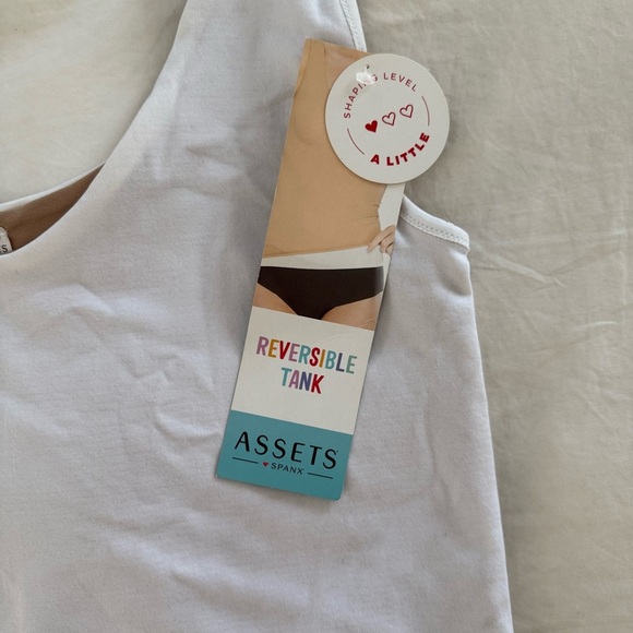 Spanx Smoothers Shaping Reversible Tank - Picture 3 of 6